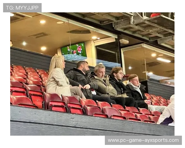 曼联青训生获首秀，球迷期待新血回流