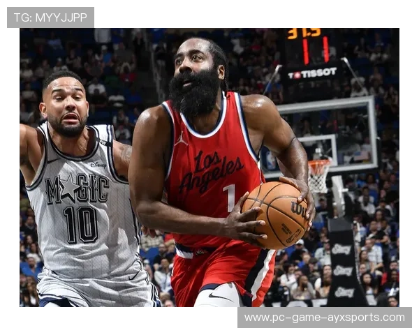 哈登末节穿针,快船终场完成反超——一场关于专注与细节的胜利叙事 哈登末节穿针,快船终场完成反超——一场关于专注与细节的胜利叙事