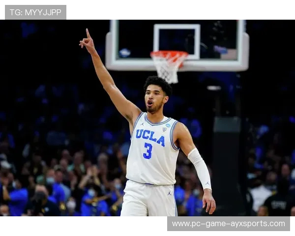 国王右路突击训练，外线配合更顺畅