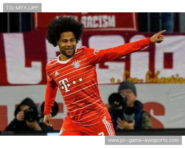 拜仁传中制造混乱，格纳布里补射命中