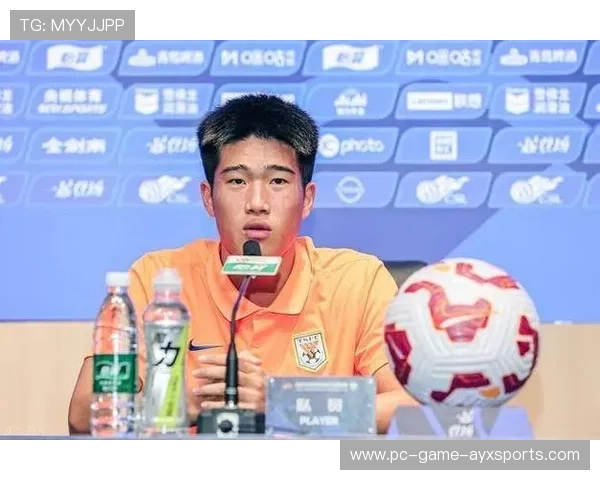 彭啸后防稳定输出